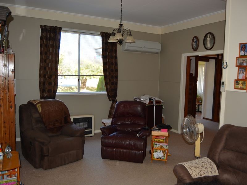 12 New England Highway, Allora QLD 4362