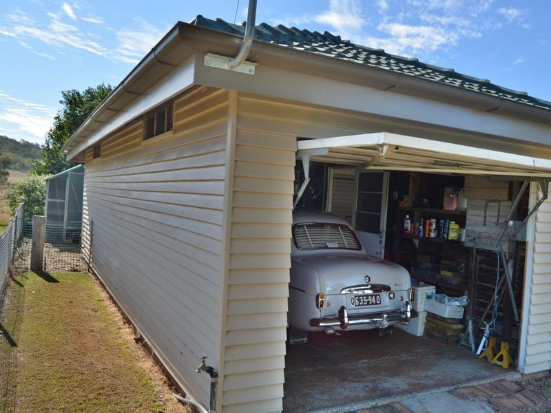 12 New England Highway, Allora QLD 4362