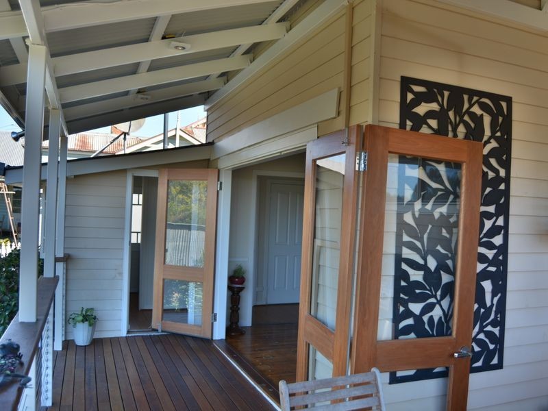 18 Bourke Street, Warwick QLD 4370