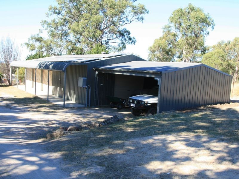 2129 Old Stanthorpe Road, Clintonvale QLD 4370