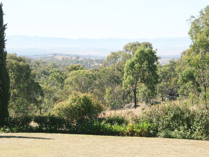 2129 Old Stanthorpe Road, Clintonvale QLD 4370