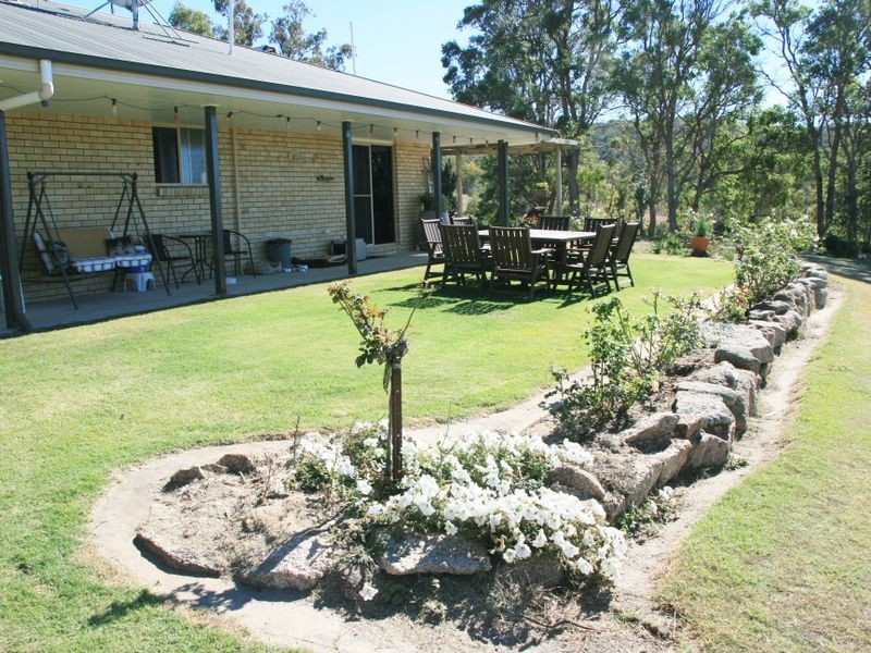 2129 Old Stanthorpe Road, Clintonvale QLD 4370