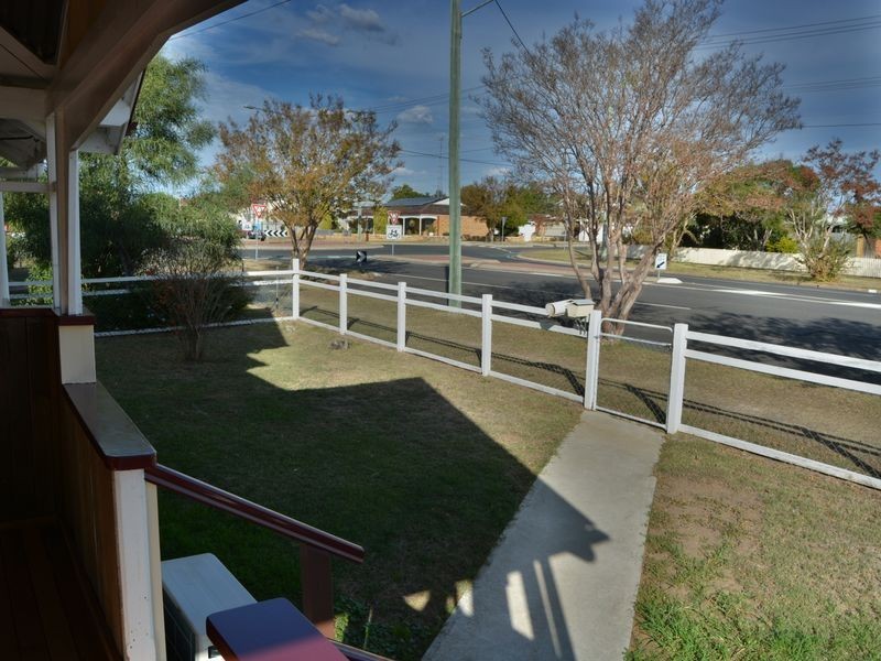 100 Percy Street, Warwick QLD 4370