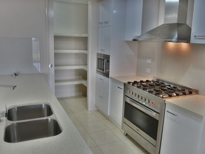 17 Amarina Avenue, Warwick QLD 4370