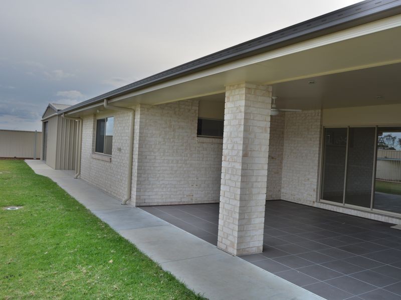 17 Amarina Avenue, Warwick QLD 4370