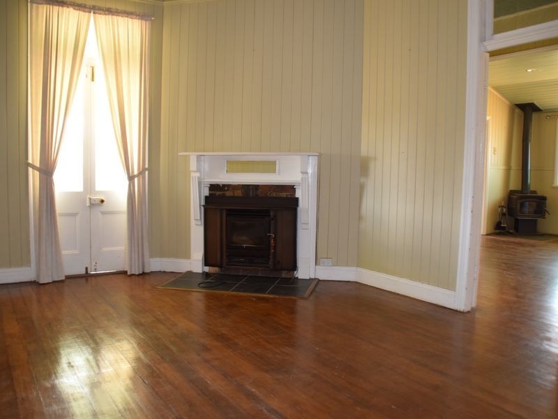 208 Upper Wheatvale Road, Deuchar QLD 4362