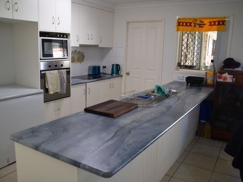 8 Johnson Street, Warwick QLD 4370