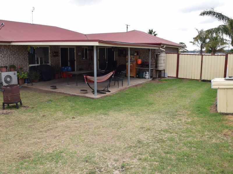 8 Johnson Street, Warwick QLD 4370
