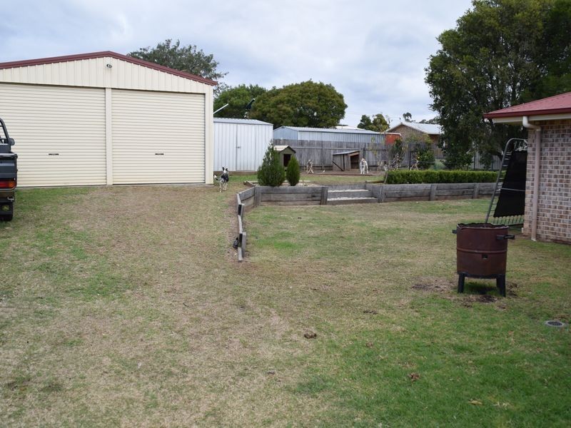8 Johnson Street, Warwick QLD 4370