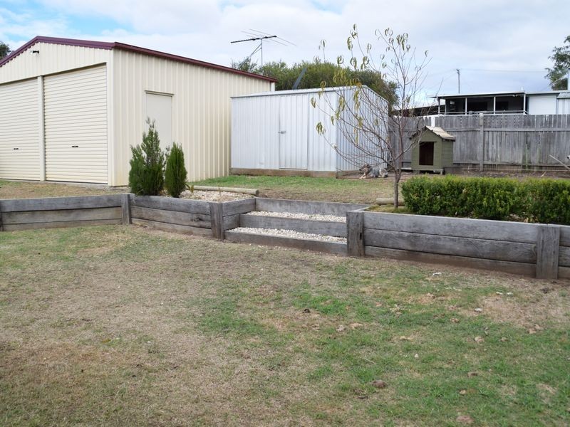8 Johnson Street, Warwick QLD 4370