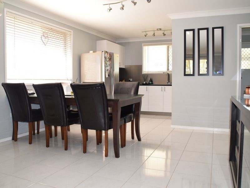 8 Furness Crescent, Warwick QLD 4370