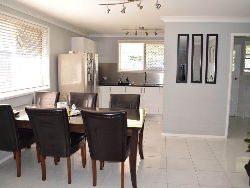 8 Furness Crescent, Warwick QLD 4370