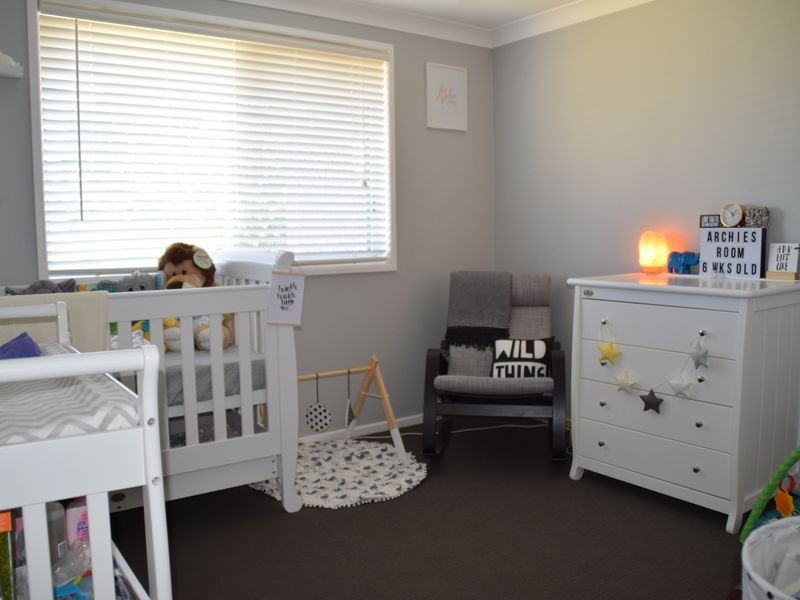 8 Furness Crescent, Warwick QLD 4370