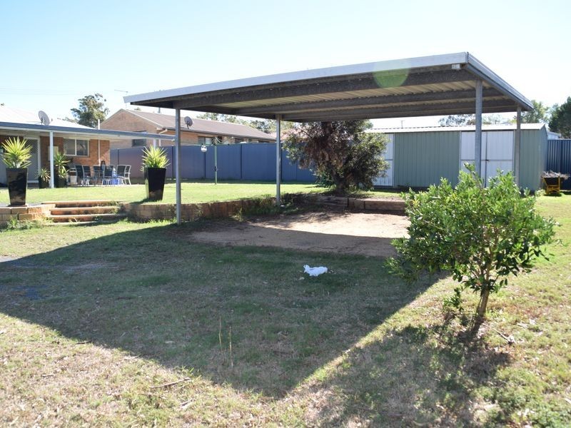 8 Furness Crescent, Warwick QLD 4370