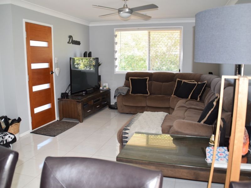 8 Furness Crescent, Warwick QLD 4370