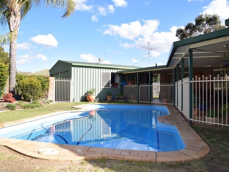 6 Fairway Drive, Warwick QLD 4370