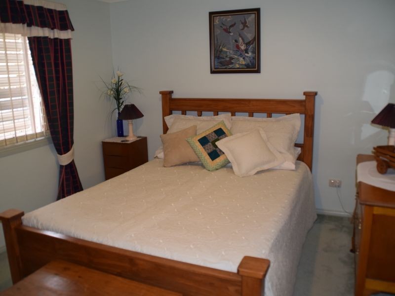 6 Fairway Drive, Warwick QLD 4370