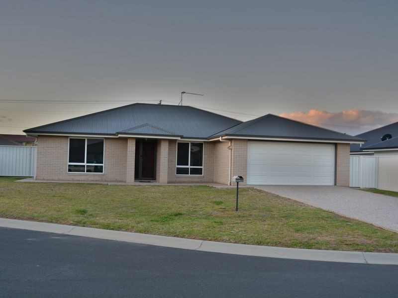 4 Jabrili Court, Warwick QLD 4370