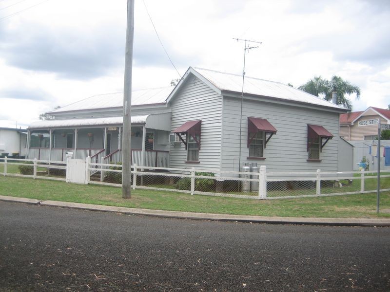 1 Rose Street, Warwick QLD 4370