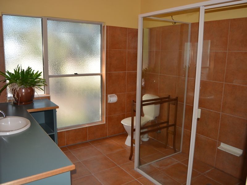 6 McLean Place, Warwick QLD 4370