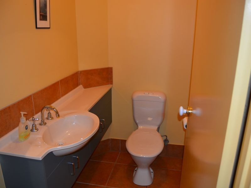 6 McLean Place, Warwick QLD 4370