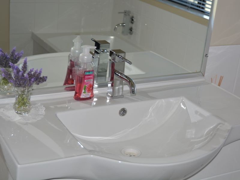 8 Amarina Avenue, Warwick QLD 4370