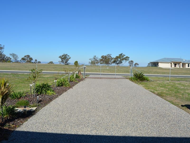 8 Amarina Avenue, Warwick QLD 4370