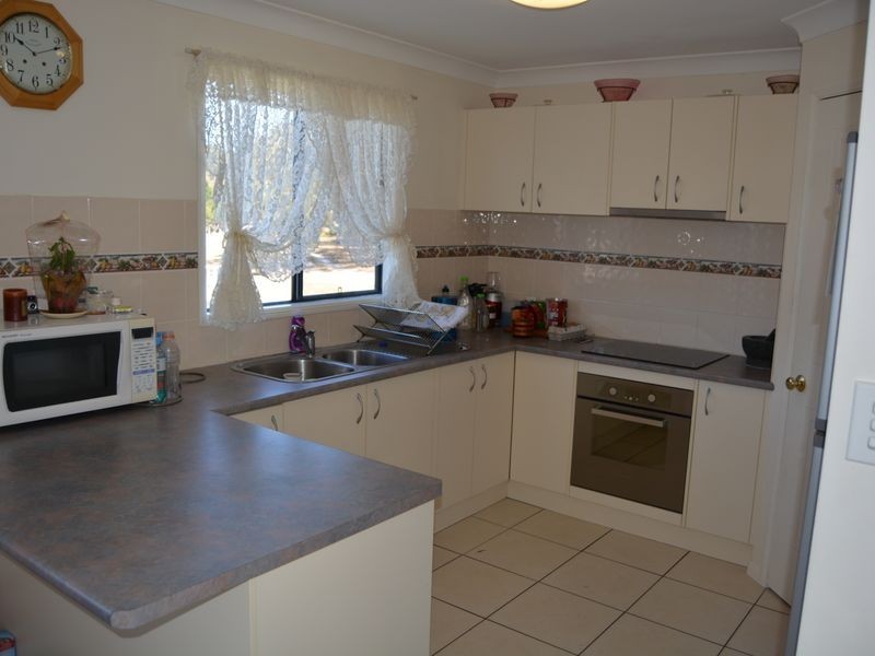 92 Johnstone Lane, Stanthorpe QLD 4380