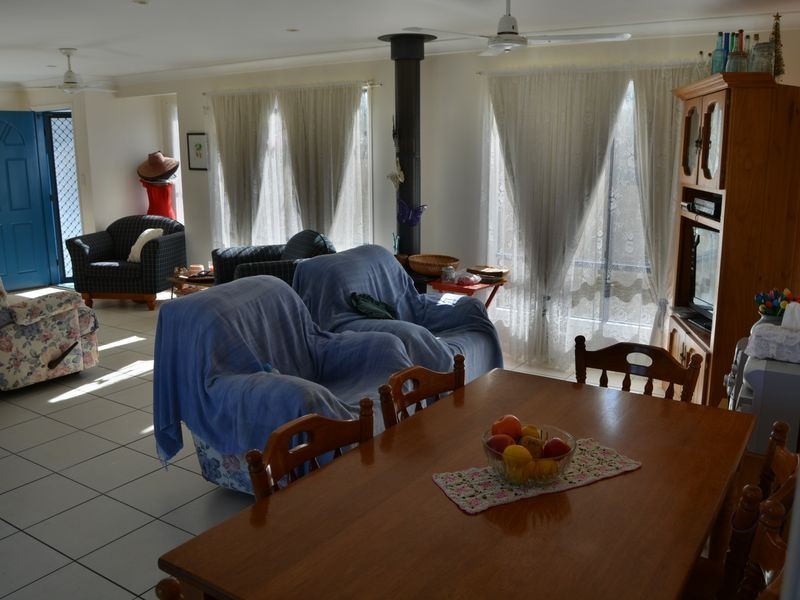 92 Johnstone Lane, Stanthorpe QLD 4380