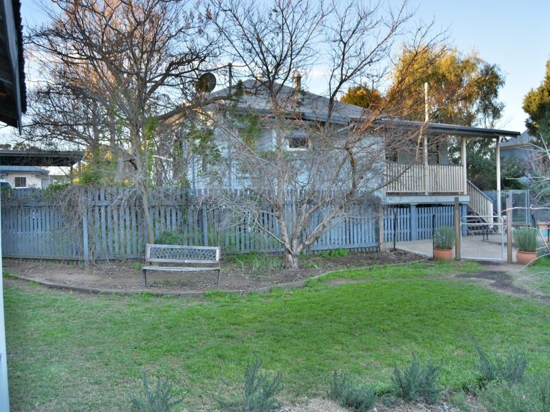 8 Mary Street, Warwick QLD 4370