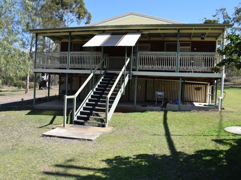 27 Lester Street, Pratten QLD 4370