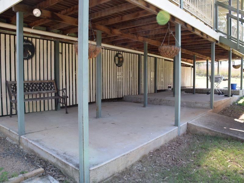 27 Lester Street, Pratten QLD 4370