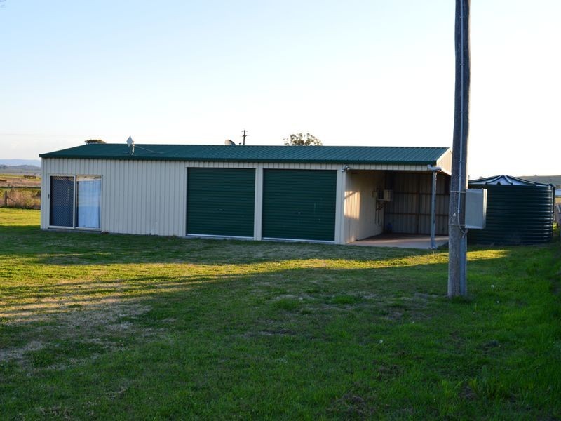 23 Oak Street, Tannymorel QLD 4372
