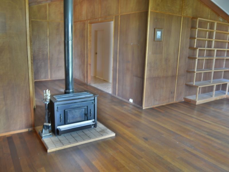 1 Vanneck Street, Yangan QLD 4371