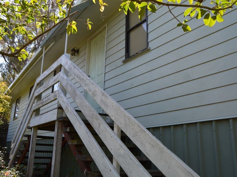 1 Vanneck Street, Yangan QLD 4371