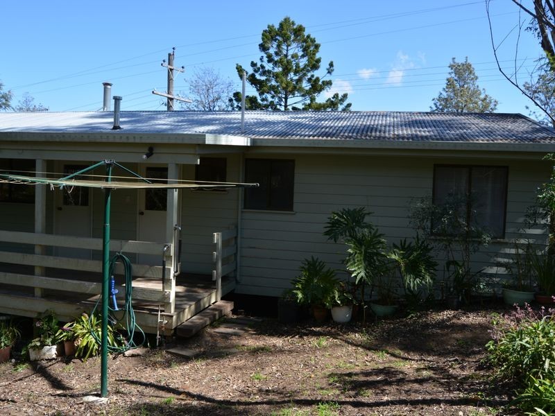 1 Vanneck Street, Yangan QLD 4371