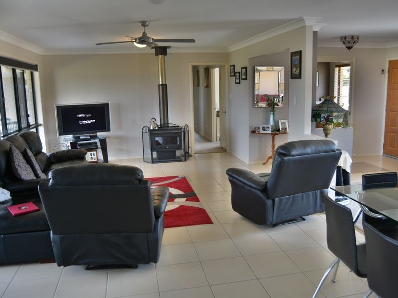 64 Smith Road, Mount Marshall QLD 4362