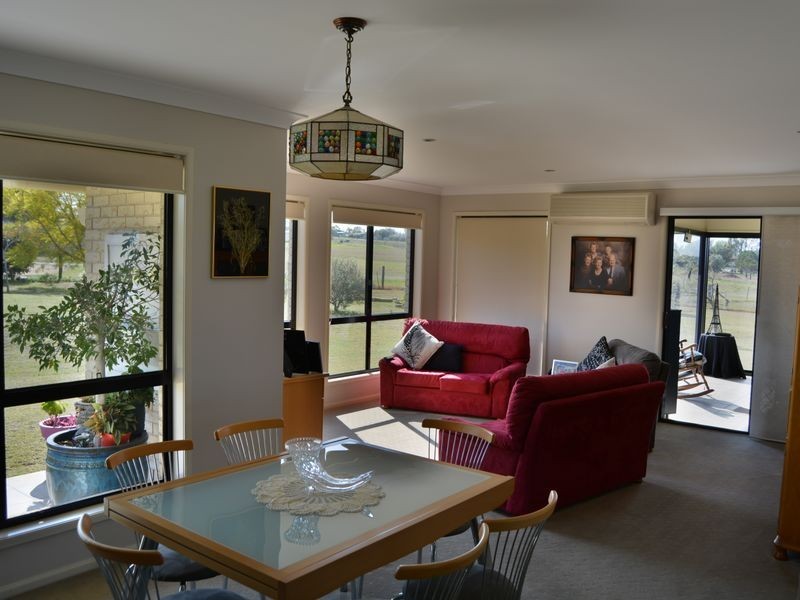 64 Smith Road, Mount Marshall QLD 4362