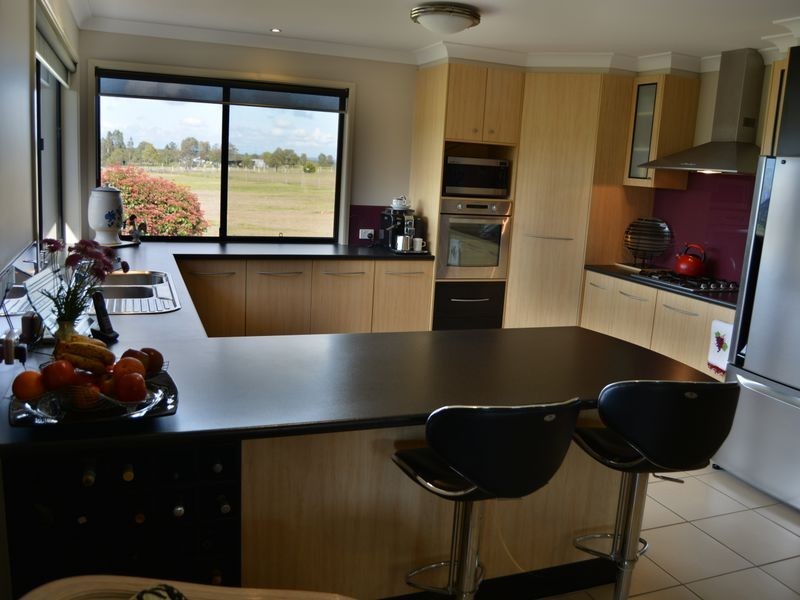 64 Smith Road, Mount Marshall QLD 4362