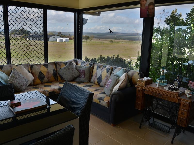 64 Smith Road, Mount Marshall QLD 4362