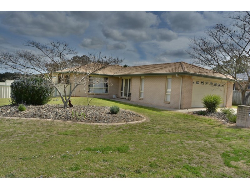 12 Fairwill Drive, Warwick QLD 4370