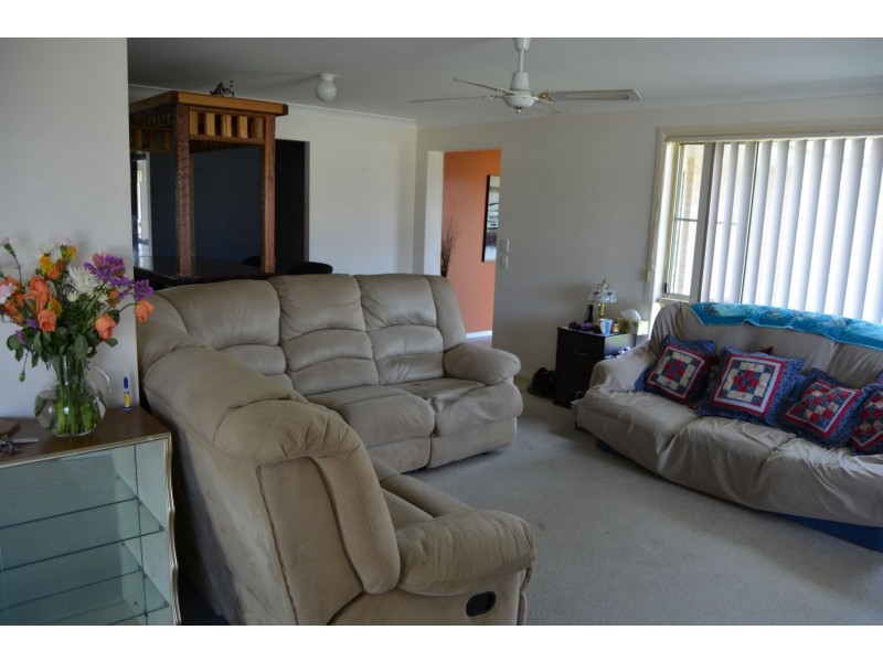 12 Fairwill Drive, Warwick QLD 4370