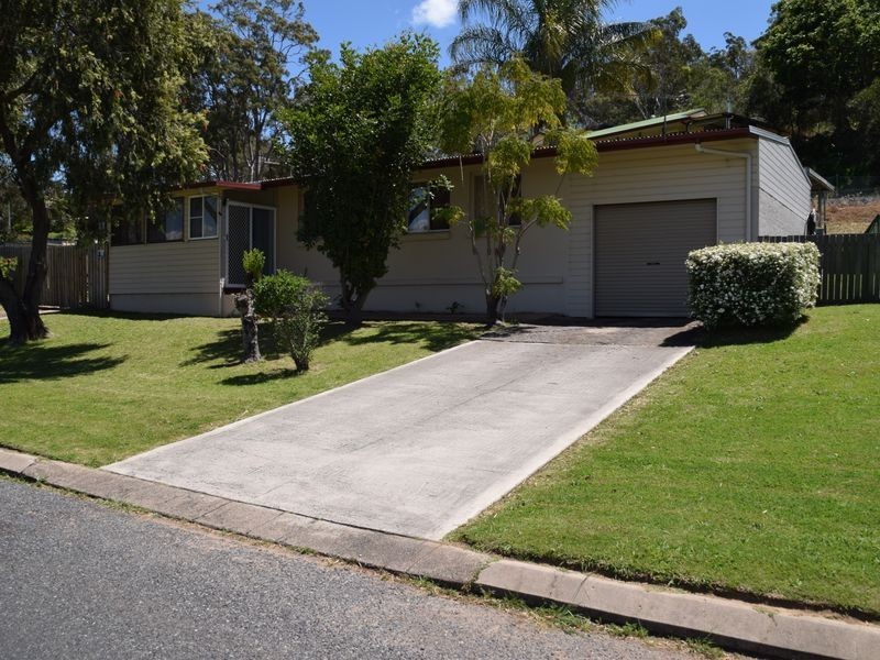 55 Churchill Drive, Warwick QLD 4370
