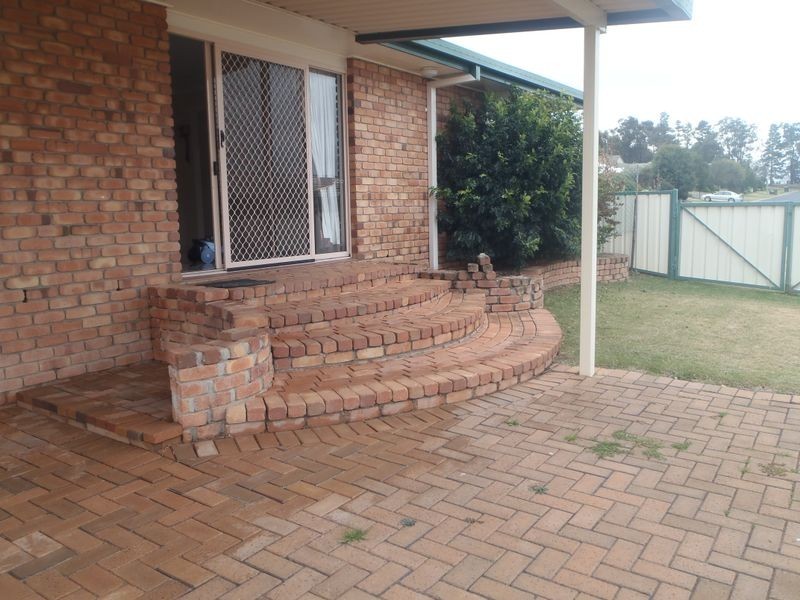 18 Rafferty Avenue, Warwick QLD 4370
