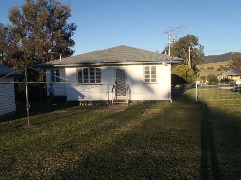 52 Pine Street,, Killarney QLD 4373