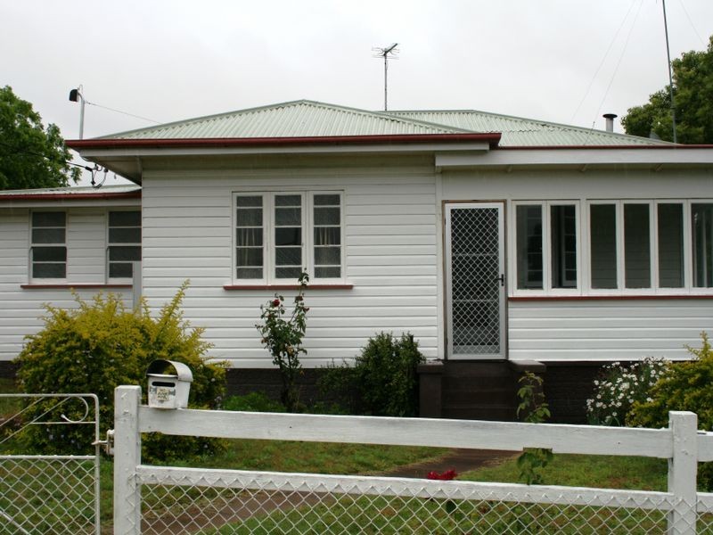 1 Clarke Street, Warwick QLD 4370