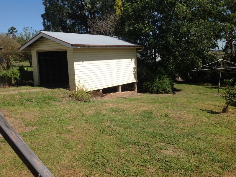 6 Pine Street, Killarney QLD 4373