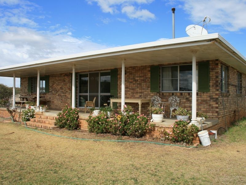 983 Crystal Mountain Road, Dalveen QLD 4374