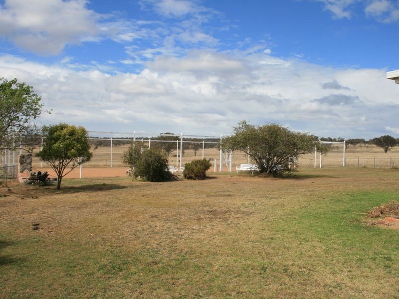 983 Crystal Mountain Road, Dalveen QLD 4374