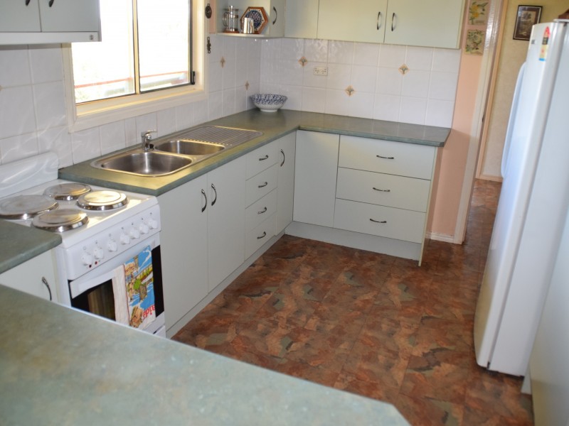 13 Westview Road, Rosenthal Heights QLD 4370